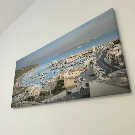 Spacious New 1 Bed With Balcony Apartment